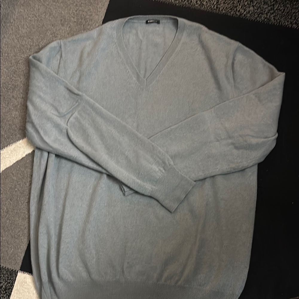 COPY - Manrico Men's Gray V-Neck Sweater
